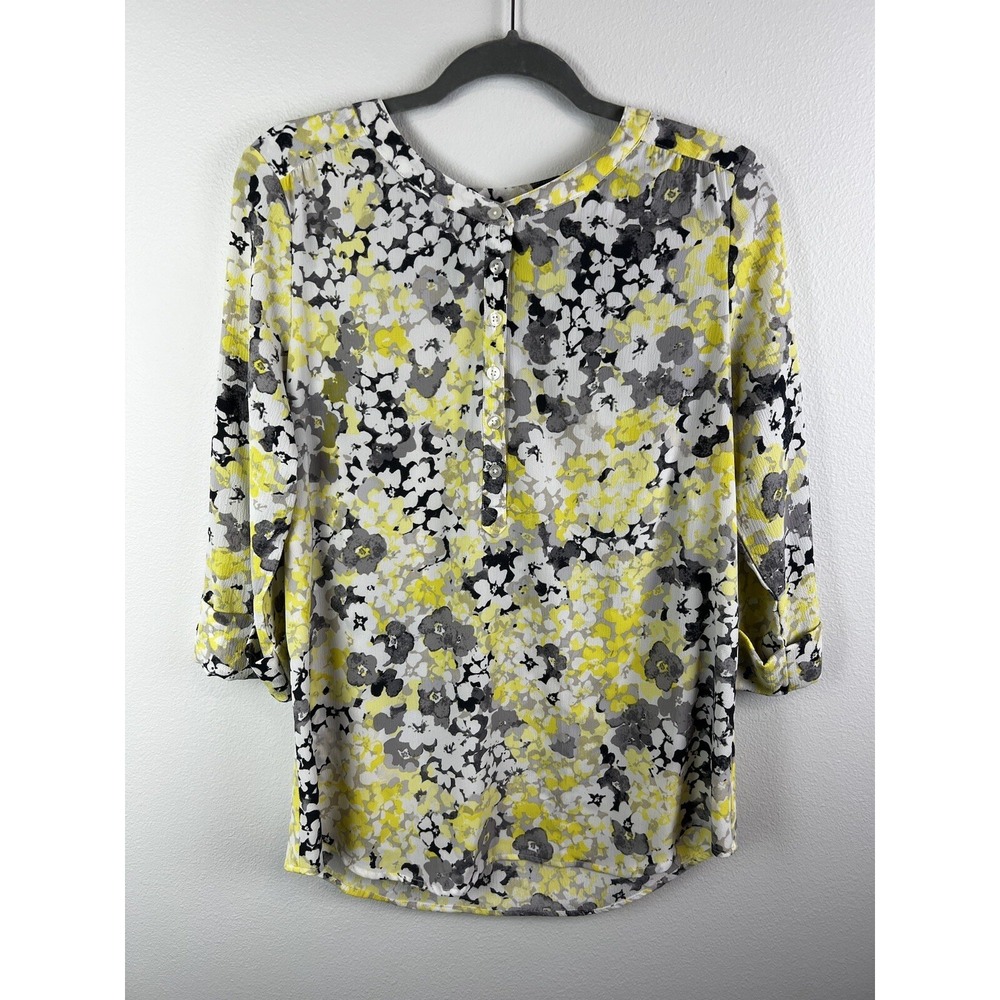 Croft & Barrow Womens Size Med Yellow Flowers Button Up Top 3/4 Sleeve